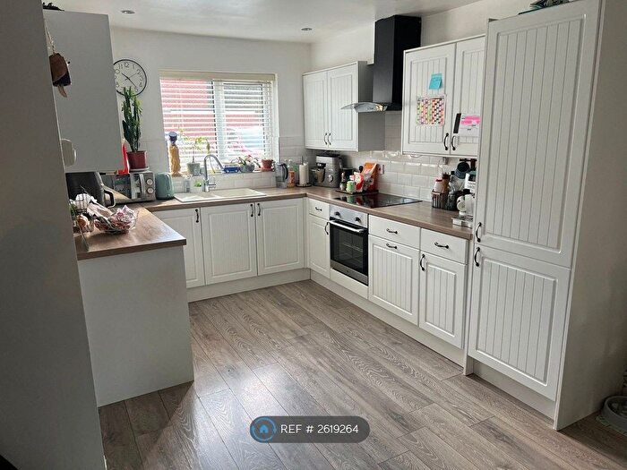 3 Bedroom Terraced House To Rent In Swinford Avenue, Leicester, LE2