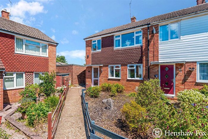 3 Bedroom End Of Terrace House For Sale In Beverley Gardens, Romsey, Hampshire, SO51