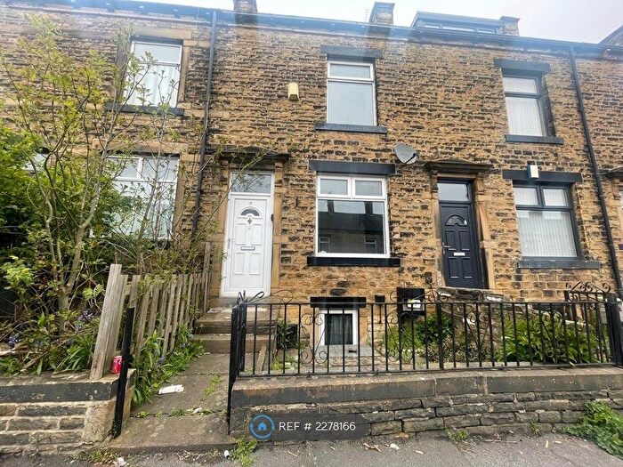 4 Bedroom Terraced House To Rent In Bradford, Bradford, BD3
