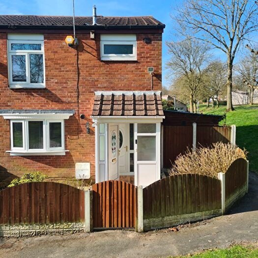 3 Bedroom End Of Terrace House To Rent In Spout Way, Telford, TF3