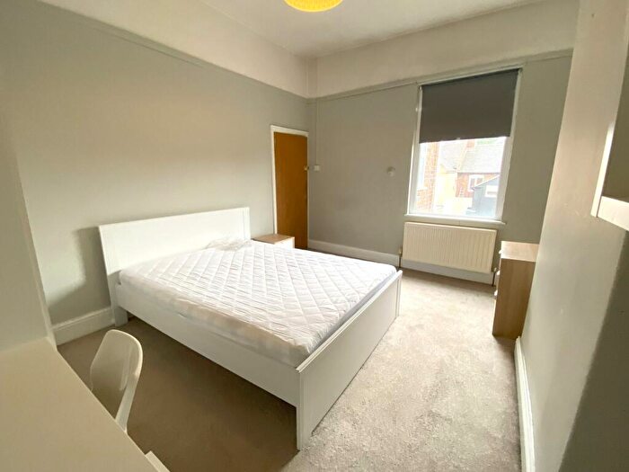 5 Bedroom Terraced House To Rent In Enderley Street, Newcastle-under-Lyme, ST5