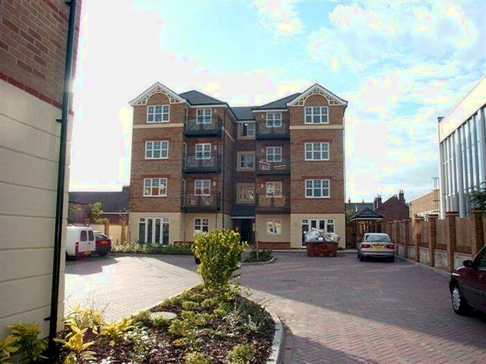 2 Bedroom Apartment To Rent In Bedford Road, Reading, RG1