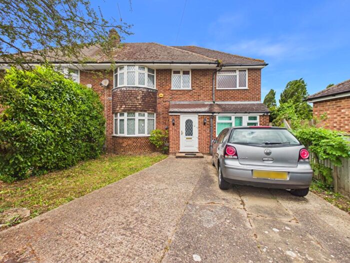 5 Bedroom Semi Detached House For Sale In Castleview Road, Langley, Berkshire, SL3