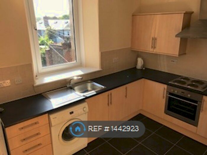 1 Bedroom Flat To Rent In Holburn Street, Aberdeen, AB10
