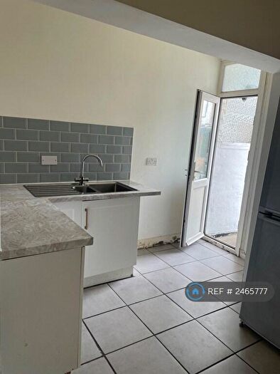 4 Bedroom Terraced House To Rent In London, England, E6