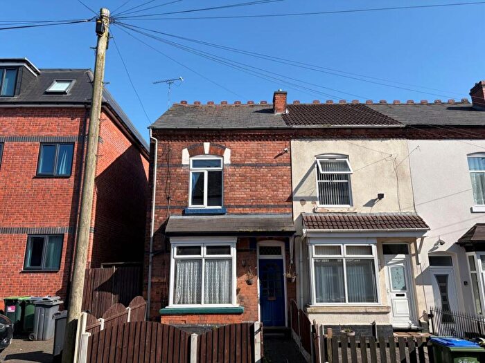 3 Bedroom Terraced House For Sale In Park Retreat, Suffrage Street, Smethwick, B66
