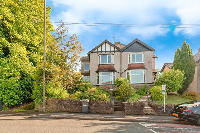3 Bedroom Semi Detached House For Sale In Halifax Road, Nelson, Lancashire, BB9
