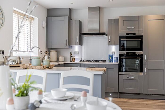 4 Bedroom House To Rent In Runway, Sudbury, CO10