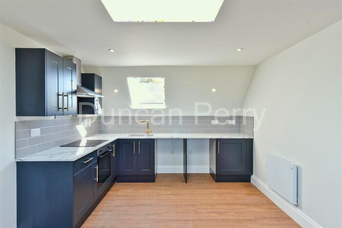 1 Bedroom Flat To Rent In Parkside, High Street, Potters Bar, EN6