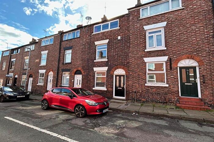 3 Bedroom Terraced House For Sale In Paradise Street, Macclesfield, SK11