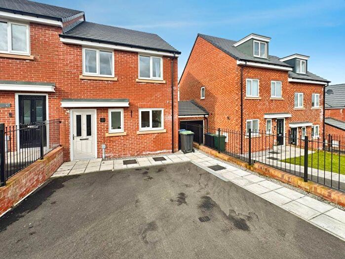 3 Bedroom Detached House For Sale In Birch Road, Blaydon, NE21