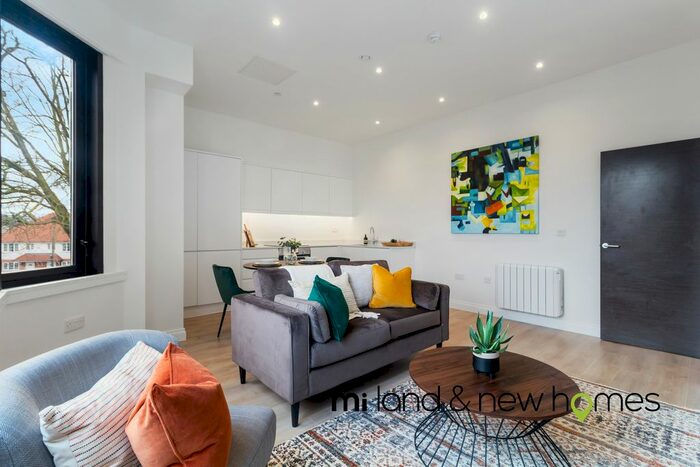 1 Bedroom Flat For Sale In London Road, Langley, Slough, SL3