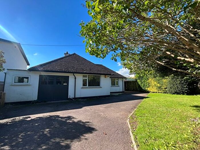 3 Bedroom Bungalow To Rent In Newcourt Road, Topsham, Exeter, EX3