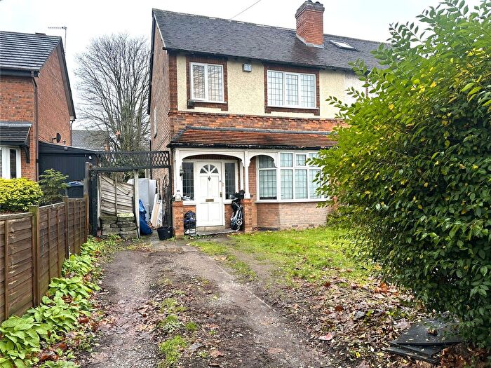 3 Bedroom Semi Detached House For Sale In Goosemoor Lane, Birmingham, West Midlands, B23