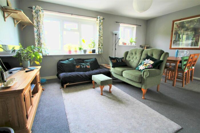 2 Bedroom Flat To Rent In Devonport Hill, Devonport, Plymouth, PL1