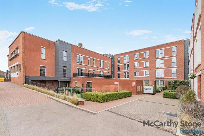 1 Bedroom Flat For Sale In Glenhills Court, Little Glen Road, Glen Parva, LE2