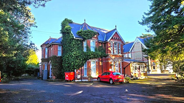 Flat For Sale In - Wimborne Road, Bournemouth, BH3