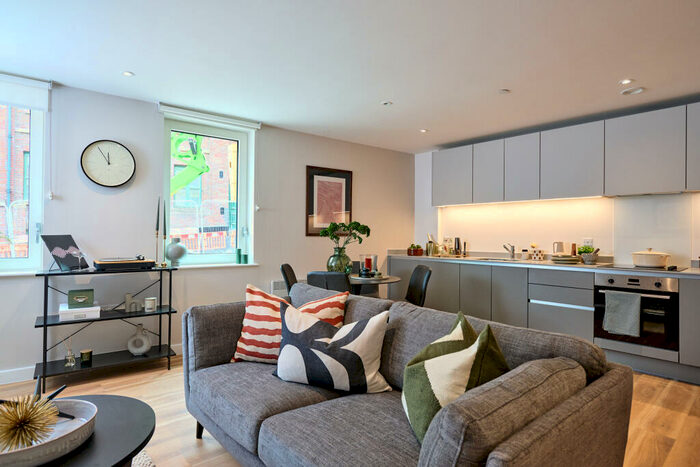 2 Bedroom Apartment To Rent In Tilt Works Sheffield, S3