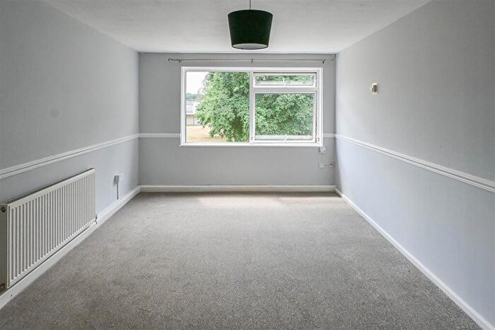2 Bedroom Apartment For Sale In Beckett Court, Canterbury Way, Great Warley, Brentwood, CM13