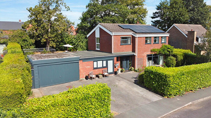 5 Bedroom Detached House For Sale In St. Mary's Park, Louth, LN11
