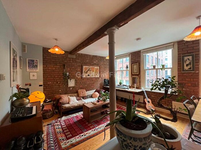 1 Bedroom Apartment To Rent In Turner Street, M4