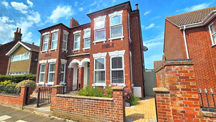 4 Bedroom House For Sale In Elmgrove Road, Gorleston, NR31