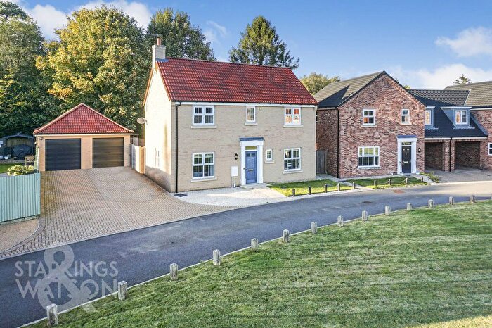 4 Bedroom Detached House For Sale In Penrice Road, Little Plumstead, Norwich, NR13