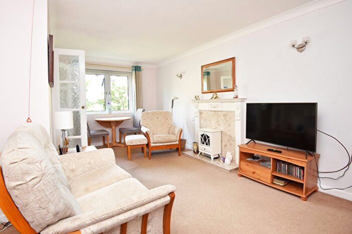 2 Bedroom Flat For Sale In East Parade, Harrogate, HG1