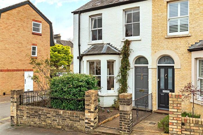 4 Bedroom Semi Detached House To Rent In Alpha Road, Cambridge, Cambridgeshire, CB4