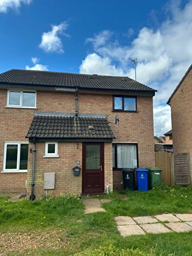 2 Bedroom Property To Rent In Stoneway, Northampton, NN7