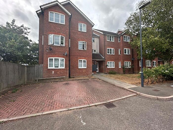 1 Bedroom Flat To Rent In Lime Close, Harrow, HA3