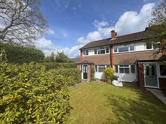 3 Bedroom Terraced House For Sale In Gingers Close, Cranleigh, GU6
