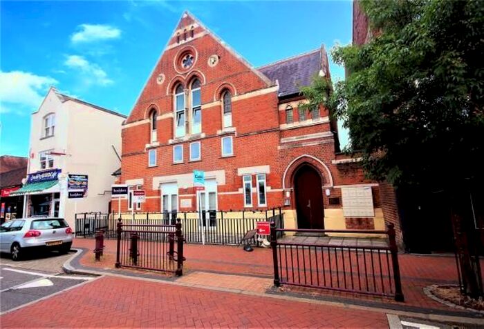 1 Bedroom Flat To Rent In Guildford Street, Chertsey, Surrey, KT16