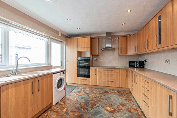 2 Bedroom Detached Bungalow For Sale In Ashlawn Drive, Boston, PE21