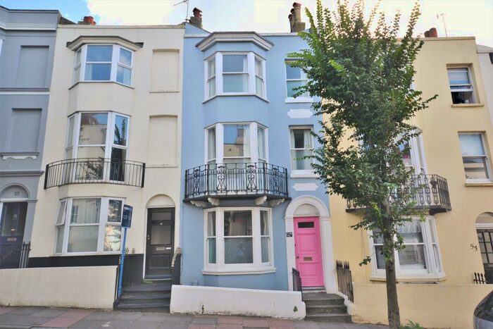 6 Bedroom Terraced House To Rent In Egremont Place, Brighton, BN2