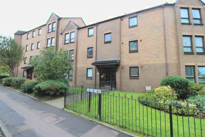2 Bedroom Flat To Rent In Crosslet Road, West Dunbartonshire, G82