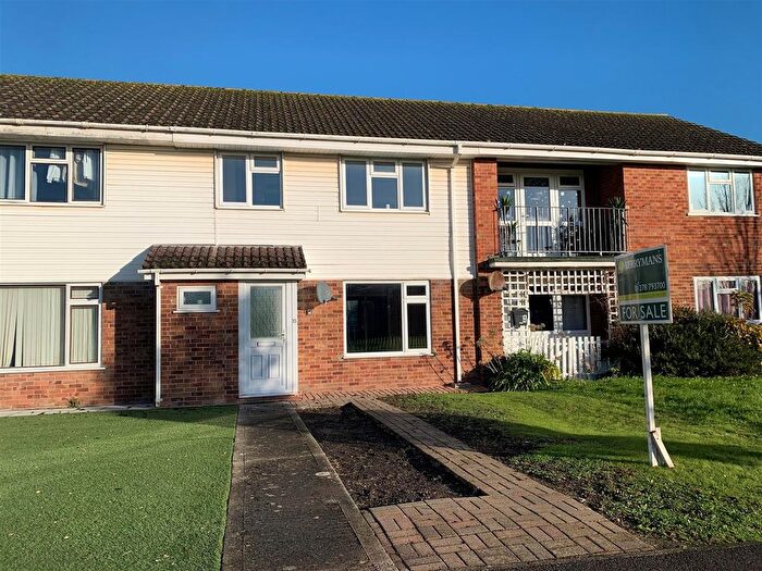 3 Bedroom Terraced House For Sale In Mendip Way, Burnham-On-Sea, TA8