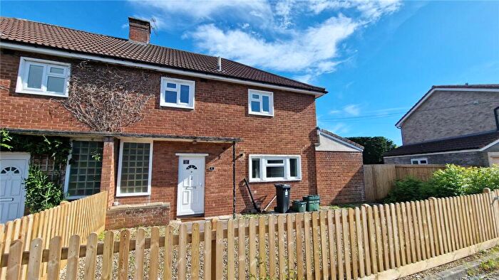 3 Bedroom Semi Detached House To Rent In Cabot Close, Kingswood, Bristol, BS15