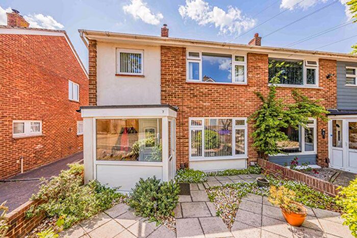 3 Bedroom Semi-Detached House For Sale In Wymering Manor Close, Portsmouth, PO6