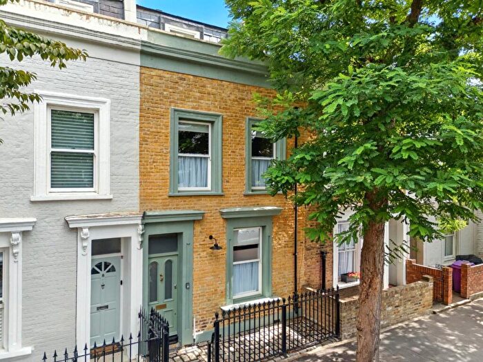 4 Bedroom House For Sale In Zealand Road, Bow, Driffield Road Conservation Area, E3