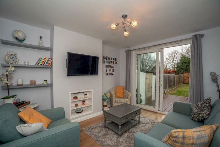 2 Bedroom Maisonette To Rent In Maylands Drive, Sidcup, DA14