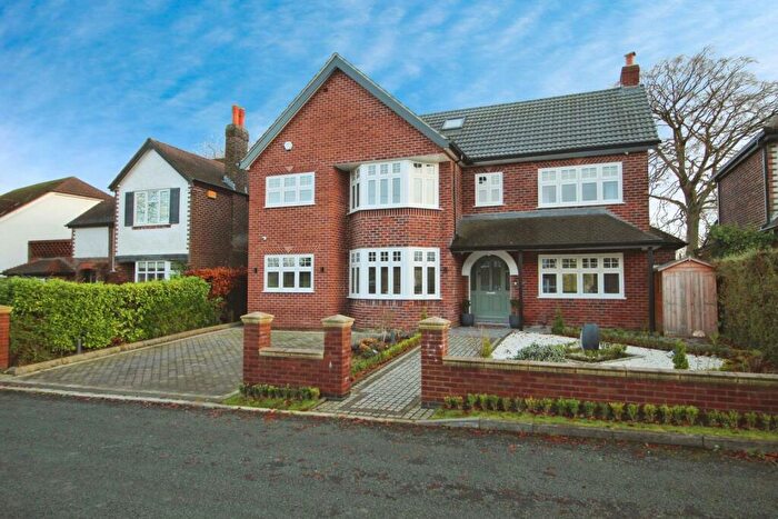 5 Bedroom Detached House To Rent In Woodlands Road, Handforth, Wilmslow, Cheshire, SK9