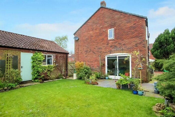 5 Bedroom Detached House For Sale In The Green, Cleasby, Darlington, DL2