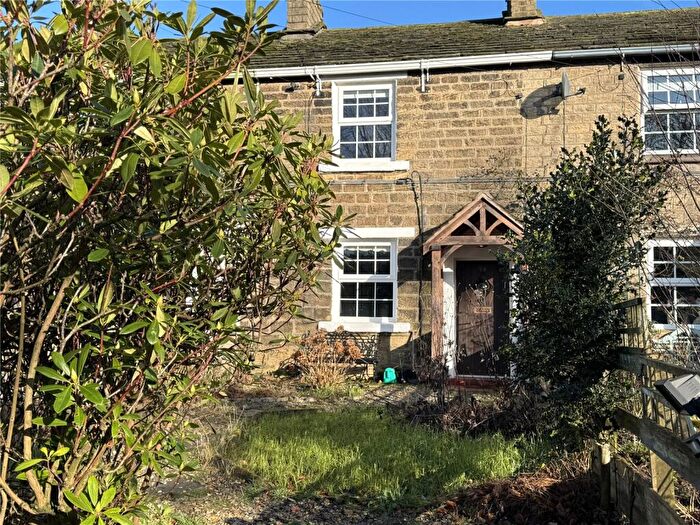 2 Bedroom Terraced House For Sale In Lees Row, Padfield, Glossop, Derbyshire, SK13