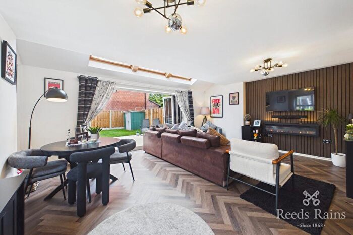 3 Bedroom Semi-Detached House For Sale In Lord Street, Salford, Greater Manchester, M7