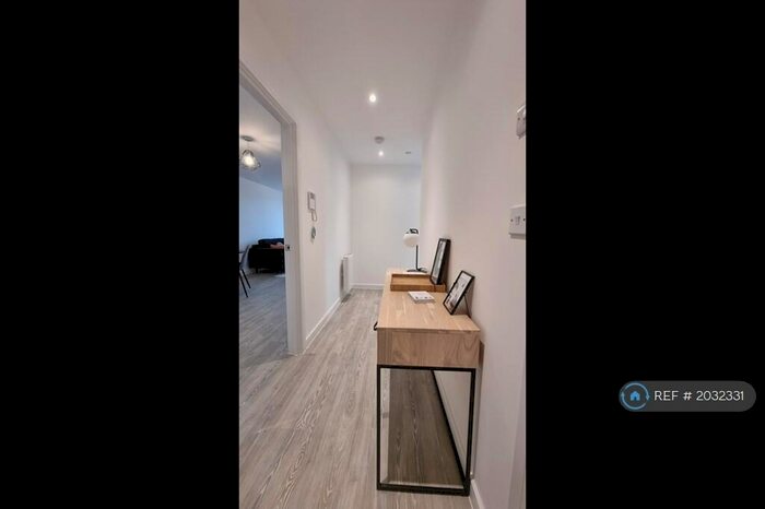 2 Bedroom Flat To Rent In Dacorum Way, Hemel Hempstead, HP1