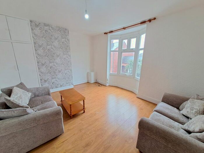 1 Bedroom Flat To Rent In Melrose Street, Leicester, LE4