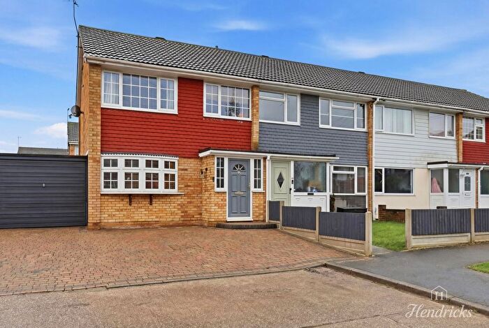 3 Bedroom Semi Detached House For Sale In Bramble Road, Leigh-On-Sea, SS9