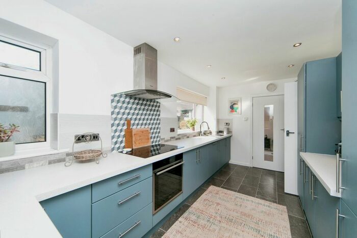 4 Bedroom Detached House For Sale In Parc Gwelfor, Dyserth, Denbighshire, LL18