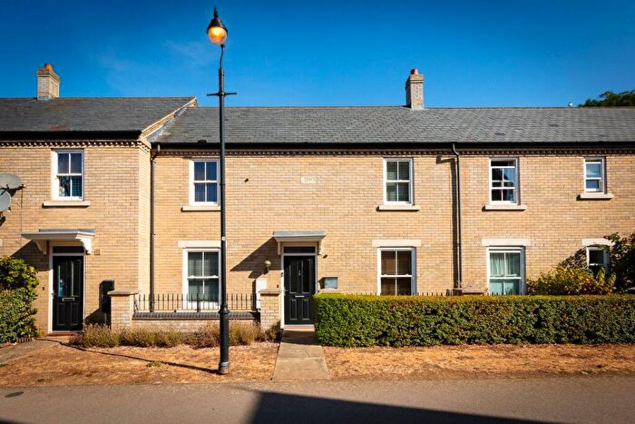 3 Bedroom Terraced House For Sale In Doyle Place, Fairfield, Hitchin, SG5